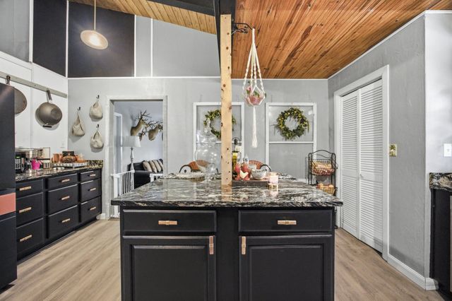 172 Indian Nation Drive, Canadian, OK 74425
