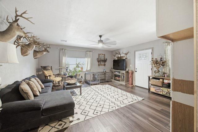 172 Indian Nation Drive, Canadian, OK 74425