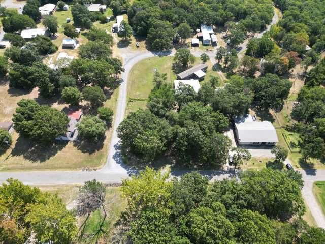 172 Indian Nation Drive, Canadian, OK 74425