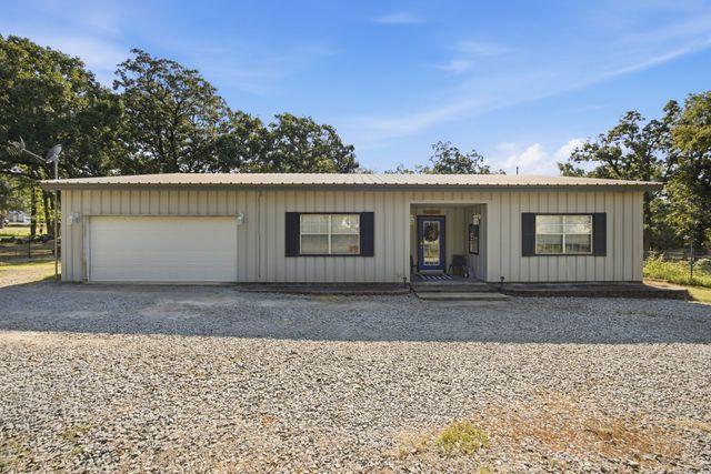 172 Indian Nation Drive, Canadian, OK 74425