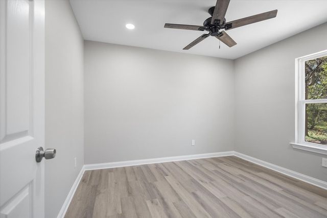 702 S Montgomery Street, Gilmer, TX 75644