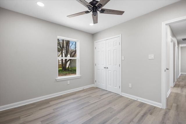 702 S Montgomery Street, Gilmer, TX 75644