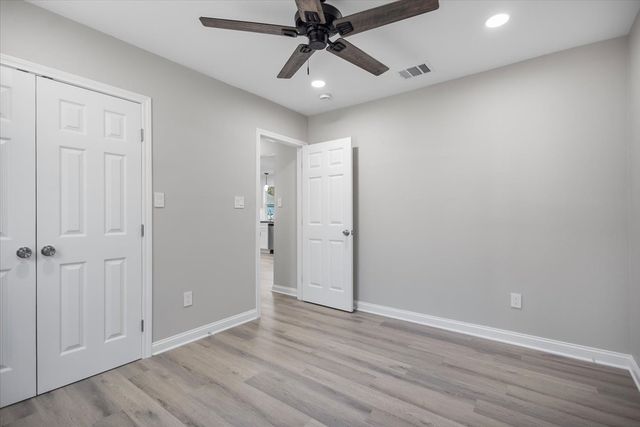 702 S Montgomery Street, Gilmer, TX 75644