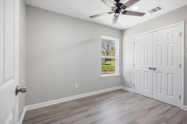 702 S Montgomery Street, Gilmer, TX 75644