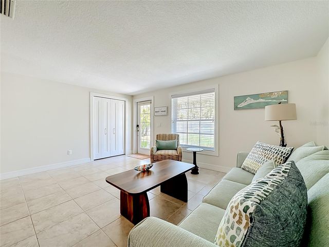 307 68TH, Holmes Beach, FL 34217
