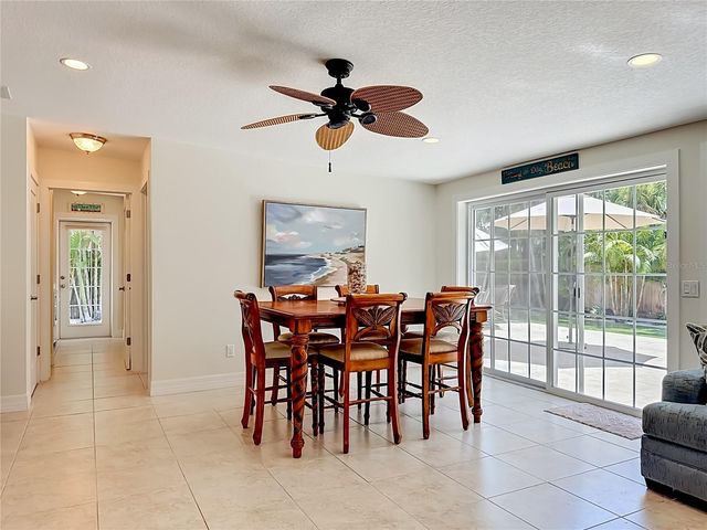 307 68TH, Holmes Beach, FL 34217