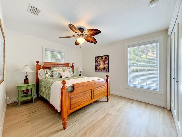 307 68TH, Holmes Beach, FL 34217
