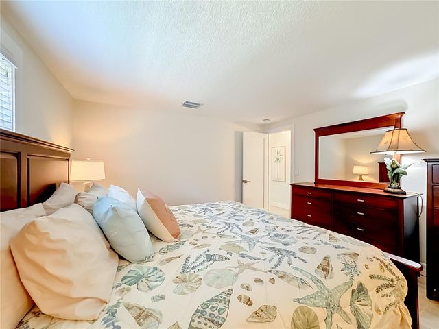 307 68TH, Holmes Beach, FL 34217