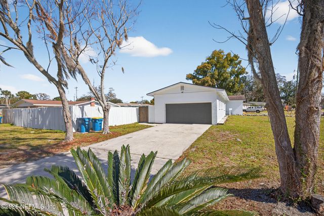 7915 ALDERMAN Road, Jacksonville, FL 32211