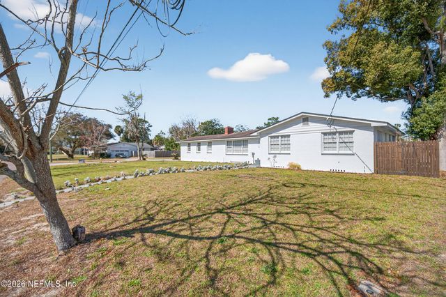 7915 ALDERMAN Road, Jacksonville, FL 32211