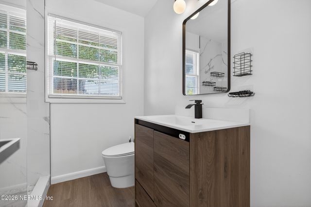 7915 ALDERMAN Road, Jacksonville, FL 32211