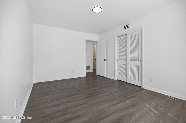 7915 ALDERMAN Road, Jacksonville, FL 32211