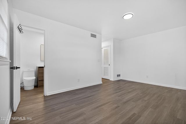 7915 ALDERMAN Road, Jacksonville, FL 32211