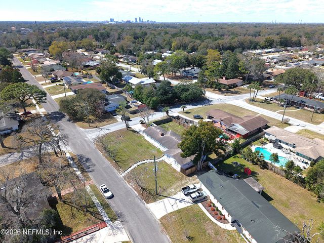 7915 ALDERMAN Road, Jacksonville, FL 32211