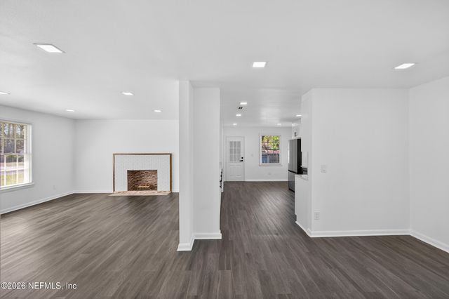 7915 ALDERMAN Road, Jacksonville, FL 32211