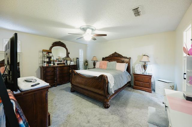 3206 Haynes Dr, Midland, TX 79705