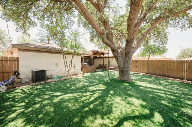 3206 Haynes Dr, Midland, TX 79705