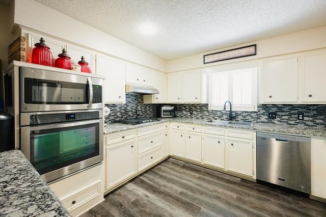 3206 Haynes Dr, Midland, TX 79705