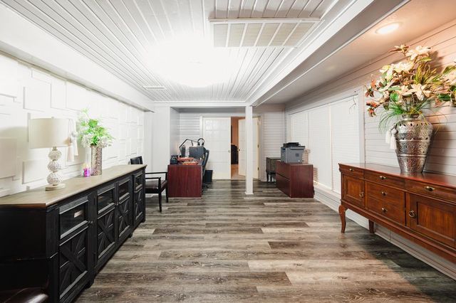 3206 Haynes Dr, Midland, TX 79705