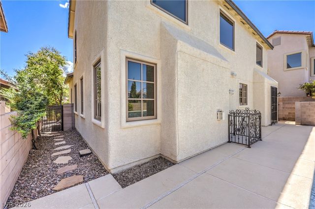 2418 Taragato Avenue, Henderson, NV 89052