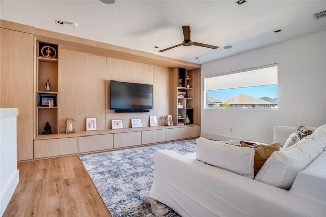 687 Laverton Drive, Frisco, TX 75036