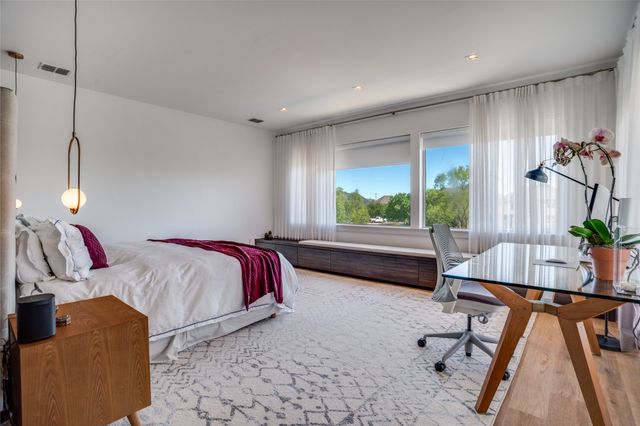 687 Laverton Drive, Frisco, TX 75036