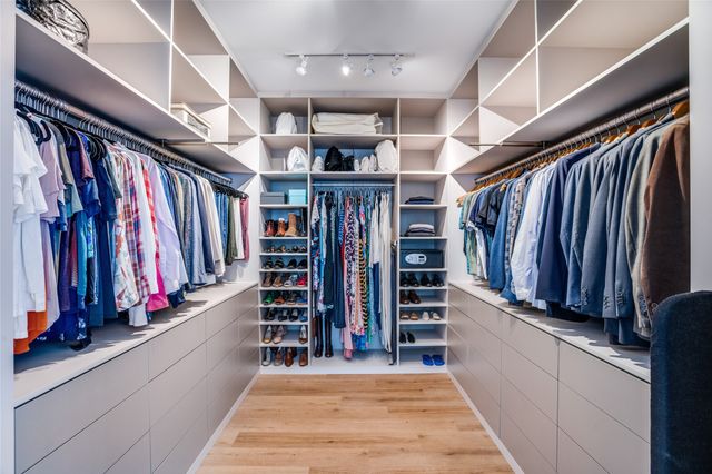 687 Laverton Drive, Frisco, TX 75036