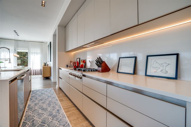 687 Laverton Drive, Frisco, TX 75036