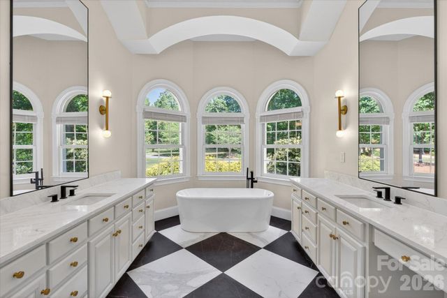 6052 Oxfordshire Road, Waxhaw, NC 28173