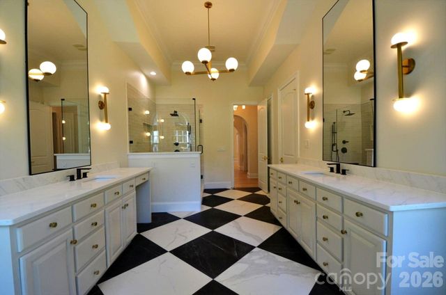 6052 Oxfordshire Road, Waxhaw, NC 28173