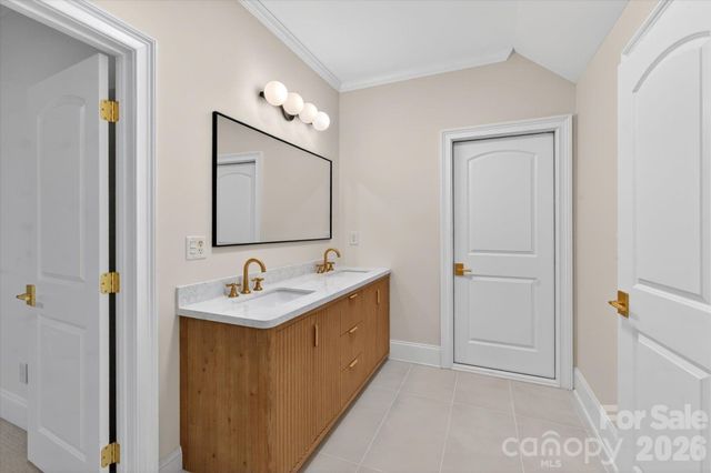 6052 Oxfordshire Road, Waxhaw, NC 28173