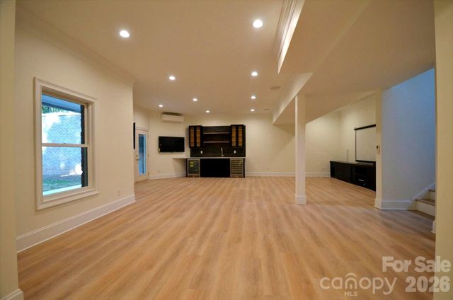 6052 Oxfordshire Road, Waxhaw, NC 28173