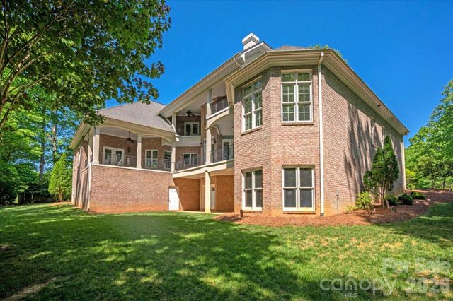 6052 Oxfordshire Road, Waxhaw, NC 28173