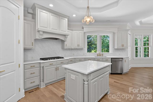 6052 Oxfordshire Road, Waxhaw, NC 28173