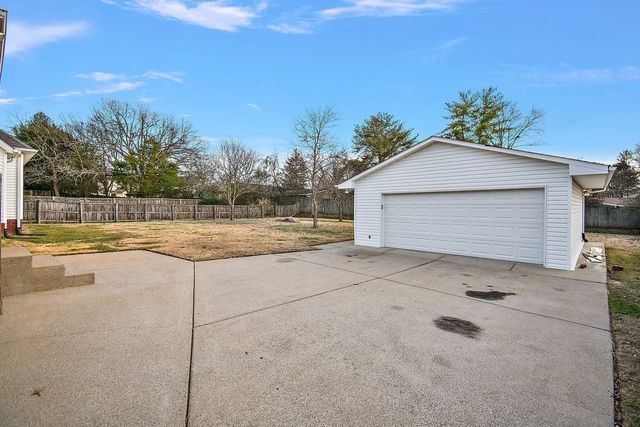 106 Buttonwood Dr, Smyrna, TN 37167