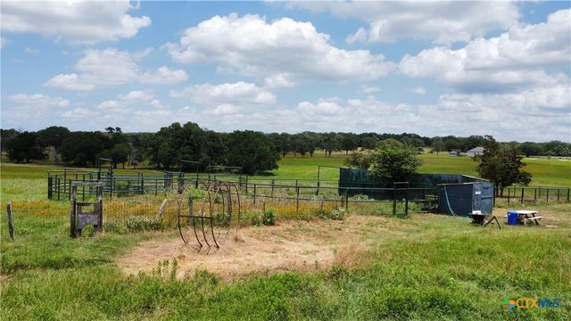 174 Wilson Road A, Elgin, TX 78621
