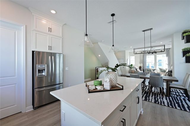 2451 MANGUM COURT, Sarasota, FL 34237