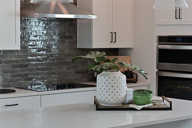 2451 MANGUM COURT, Sarasota, FL 34237