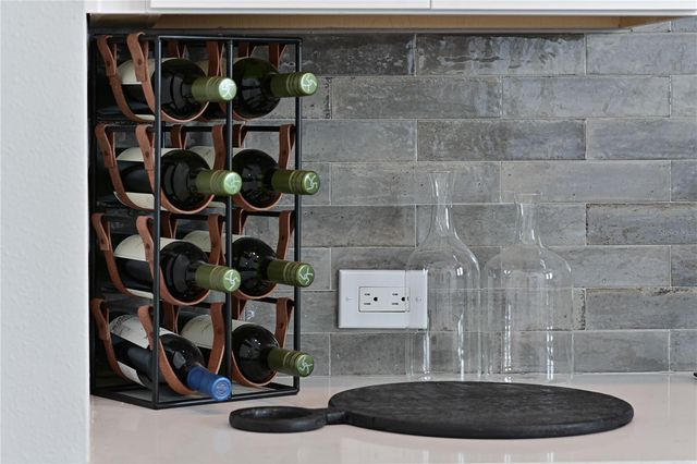 2451 MANGUM COURT, Sarasota, FL 34237