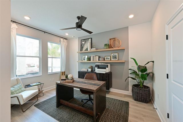 2451 MANGUM COURT, Sarasota, FL 34237