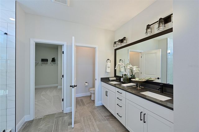 2451 MANGUM COURT, Sarasota, FL 34237