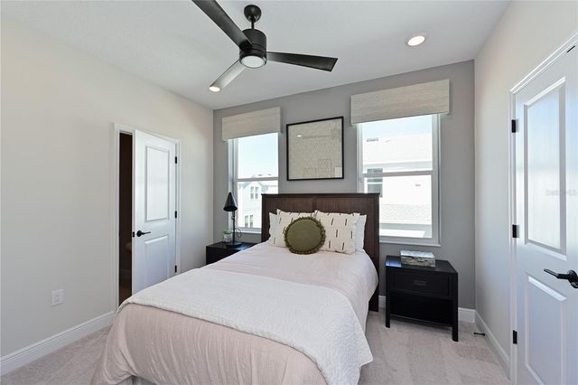 2451 MANGUM COURT, Sarasota, FL 34237