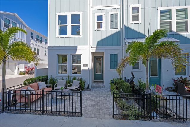 2451 MANGUM COURT, Sarasota, FL 34237