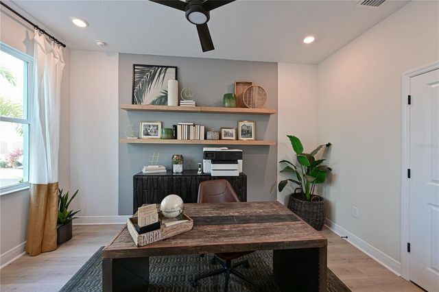 2451 MANGUM COURT, Sarasota, FL 34237