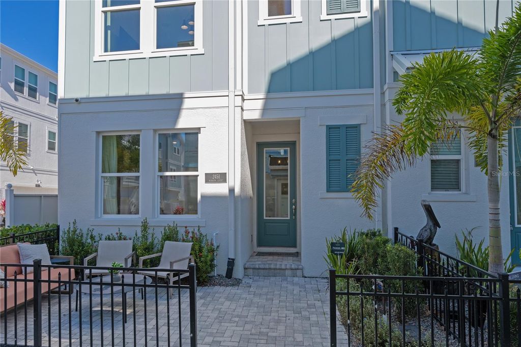 2451 MANGUM COURT, Sarasota, FL 34237