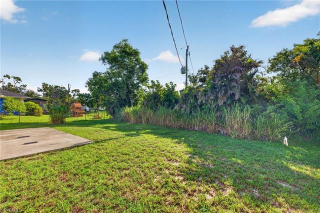 18335 Heather RD, Fort Myers, FL 33967