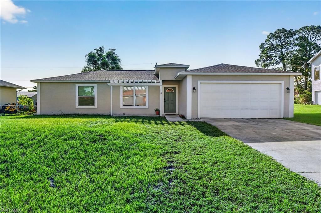 18335 Heather RD, Fort Myers, FL 33967