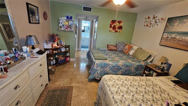 4980 E Sabal Palm Blvd 132, Tamarac, FL 33319