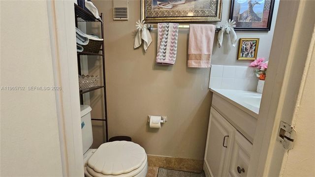 4980 E Sabal Palm Blvd 132, Tamarac, FL 33319