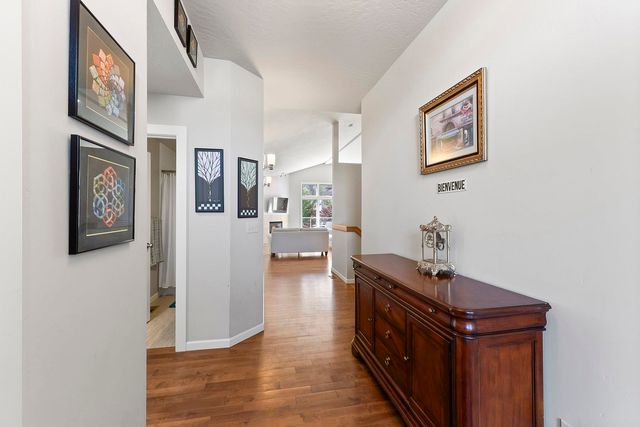 1227 W Quail Crest Ave, Spokane, WA 99224